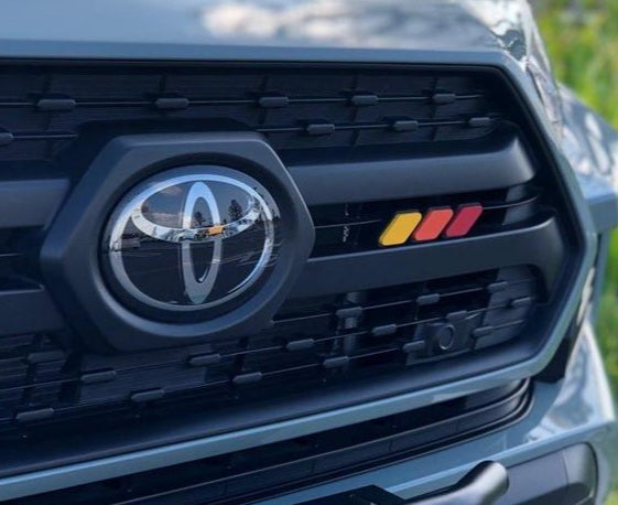 Grille Badge Yota Life Retro Colors